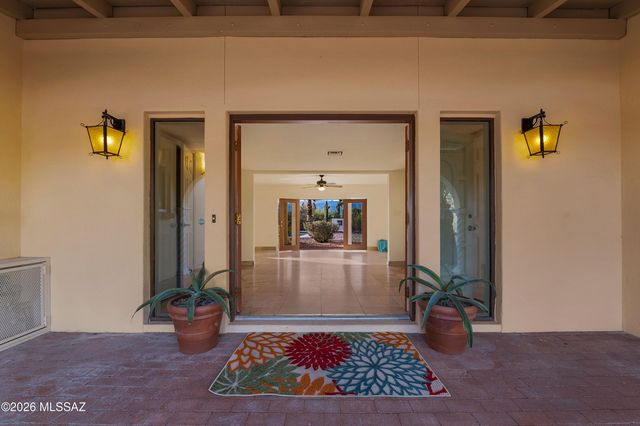 1015 N Camino Del Codorniz, Tucson, AZ 85748