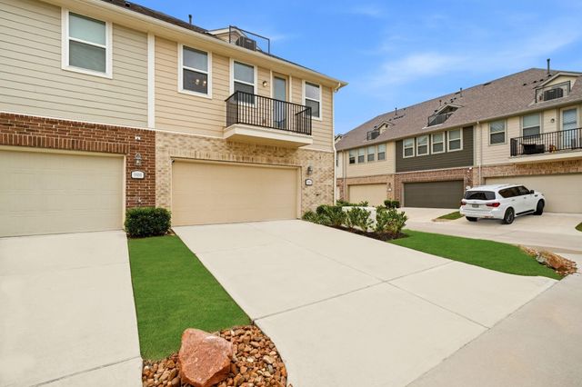 9466 Caddo Ridge Lane, Cypress, TX 77433