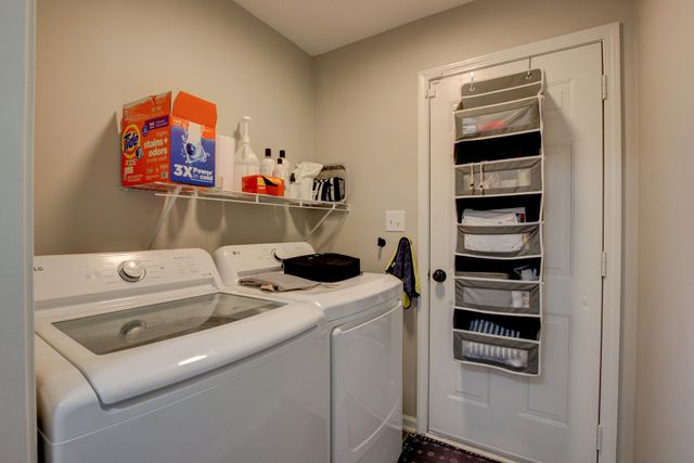 112 Pappy Dr, Oak Grove, KY 42262