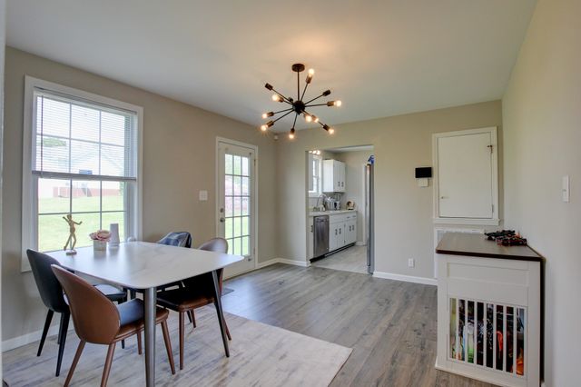 112 Pappy Dr, Oak Grove, KY 42262