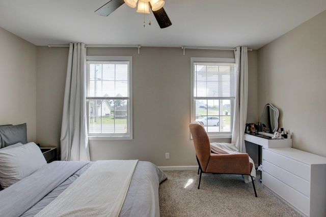 112 Pappy Dr, Oak Grove, KY 42262