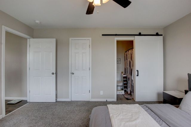 112 Pappy Dr, Oak Grove, KY 42262