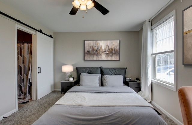 112 Pappy Dr, Oak Grove, KY 42262