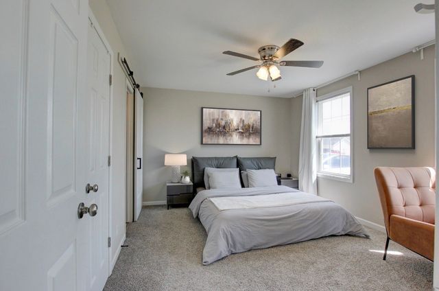 112 Pappy Dr, Oak Grove, KY 42262