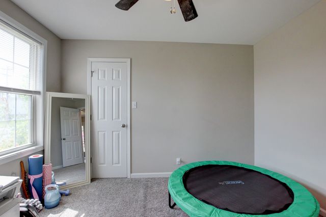 112 Pappy Dr, Oak Grove, KY 42262