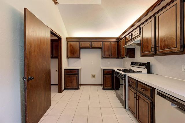 3053 SW 92nd Street, Oklahoma City, OK 73159