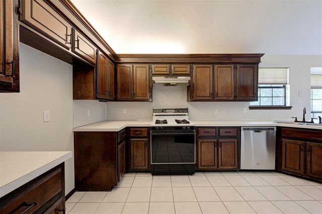 3053 SW 92nd Street, Oklahoma City, OK 73159