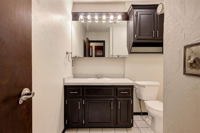 3053 SW 92nd Street, Oklahoma City, OK 73159