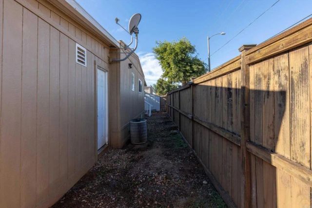 971 Borden 2, San Marcos, CA 92069