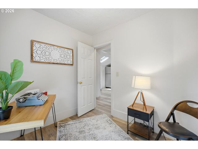 7029 Se 85TH Ave, Portland, OR 97266