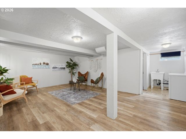 7029 Se 85TH Ave, Portland, OR 97266