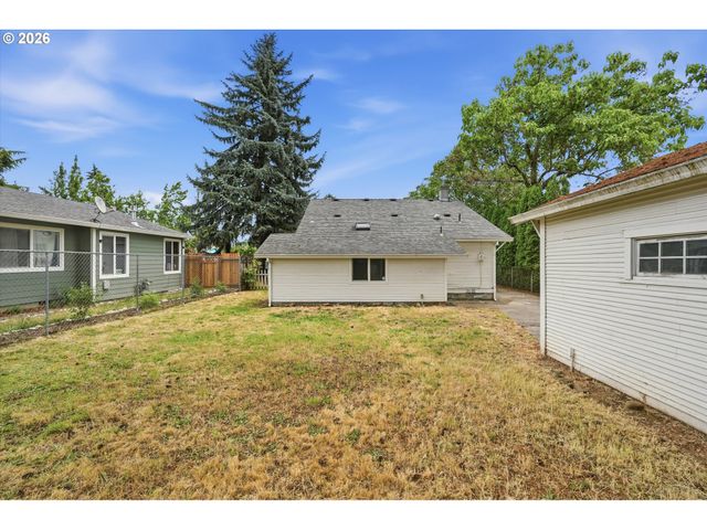 7029 Se 85TH Ave, Portland, OR 97266