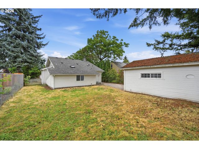 7029 Se 85TH Ave, Portland, OR 97266