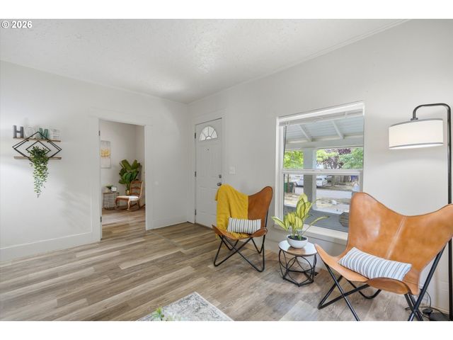 7029 Se 85TH Ave, Portland, OR 97266