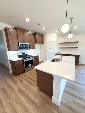 5069 Elk Valley Avenue, Springdale, AR 72762