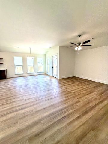 5069 Elk Valley Avenue, Springdale, AR 72762