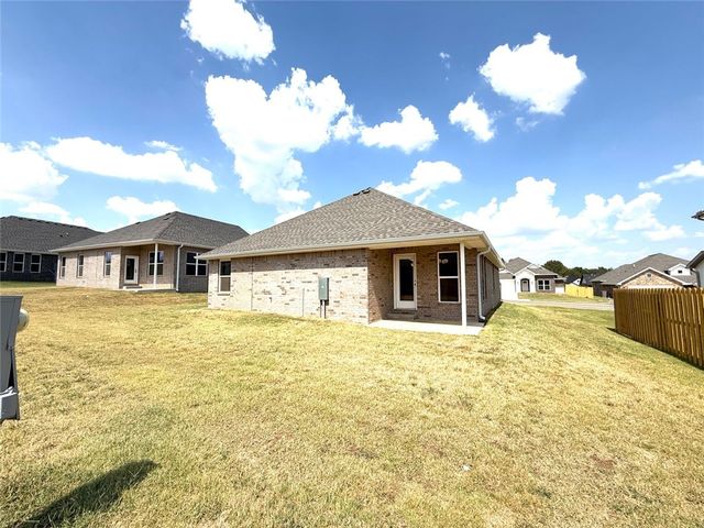 5069 Elk Valley Avenue, Springdale, AR 72762