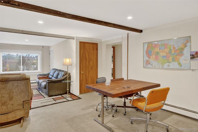 7975 Bendix Road, Genoa Township, MI 48114