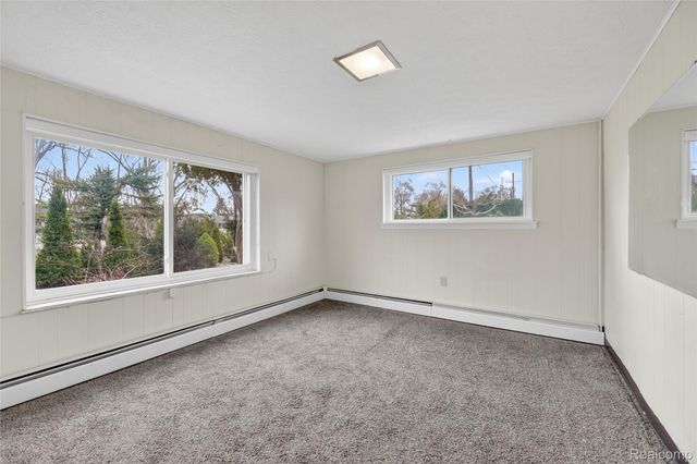 7975 Bendix Road, Genoa Township, MI 48114