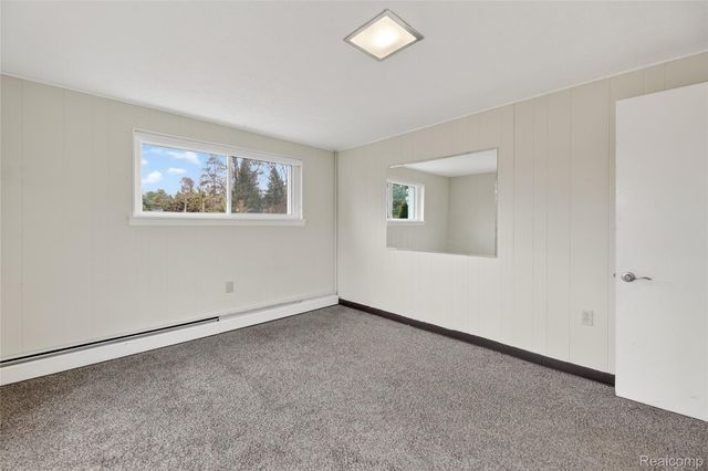 7975 Bendix Road, Genoa Township, MI 48114