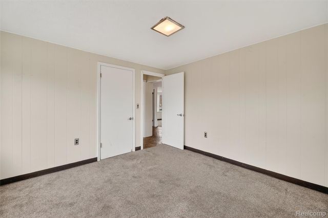 7975 Bendix Road, Genoa Township, MI 48114