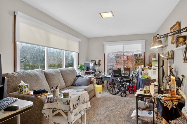 7975 Bendix Road, Genoa Township, MI 48114