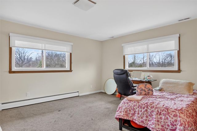 7975 Bendix Road, Genoa Township, MI 48114