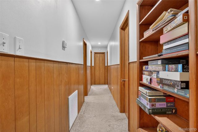 7975 Bendix Road, Genoa Township, MI 48114