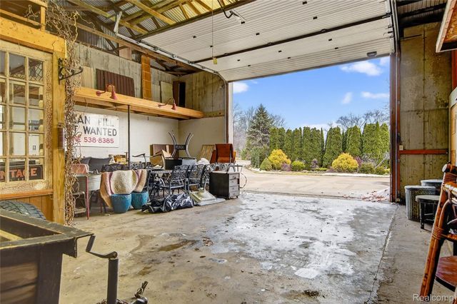 7975 Bendix Road, Genoa Township, MI 48114