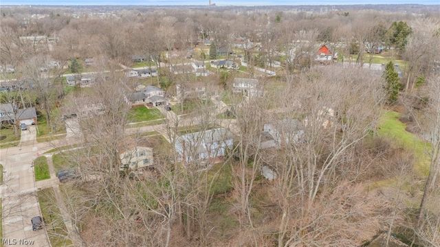 8343 Paddock Court, Mentor, OH 44060