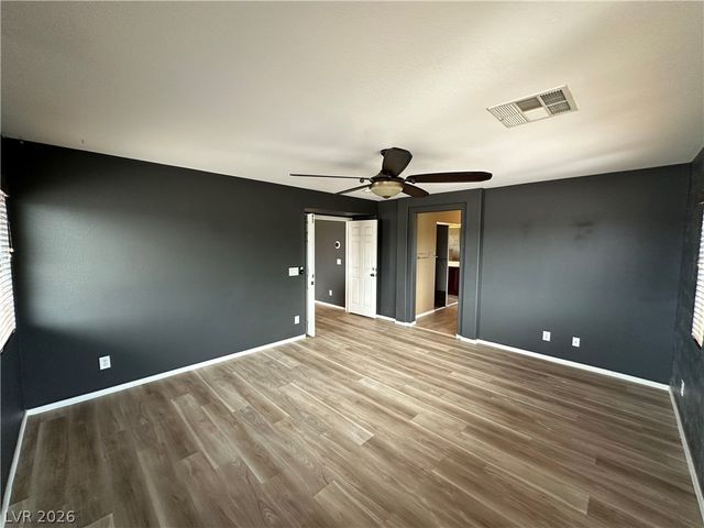 6904 Caspian Tern Street, North Las Vegas, NV 89084