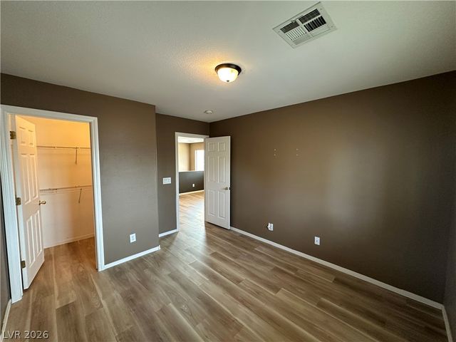 6904 Caspian Tern Street, North Las Vegas, NV 89084