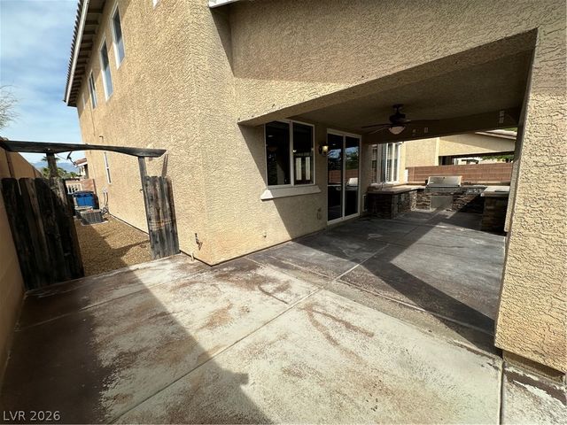 6904 Caspian Tern Street, North Las Vegas, NV 89084