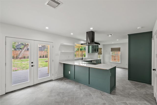 312 W 31st Street, Houston, TX 77018