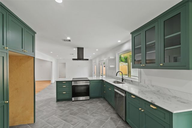 312 W 31st Street, Houston, TX 77018