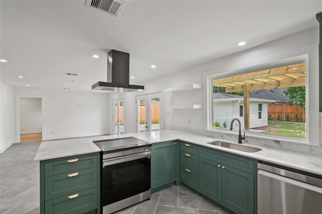 312 W 31st Street, Houston, TX 77018
