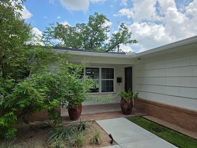 312 W 31st Street, Houston, TX 77018