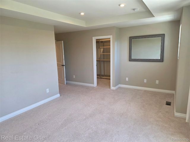 4913 Glenora Drive 98, Orion Charter Township, MI 48359