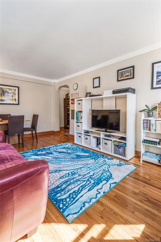 215-40 47th Avenue 2A, Bayside, NY 11361