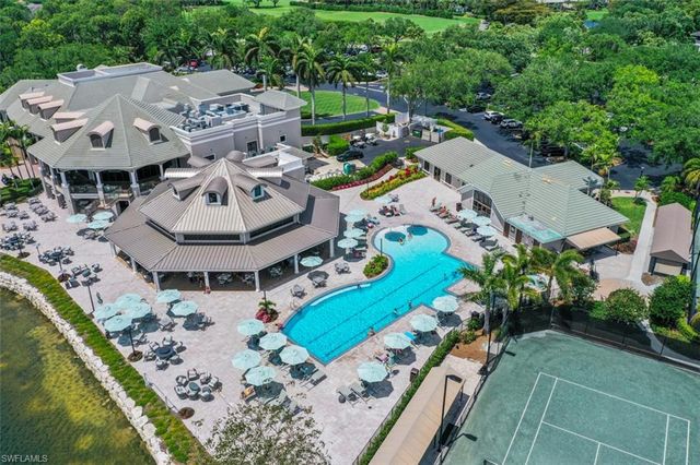 1920 Willow Bend Cir Apt 103, Naples, FL 34109