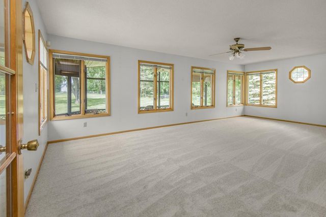 1957 Payne Avenue, Maplewood, MN 55117