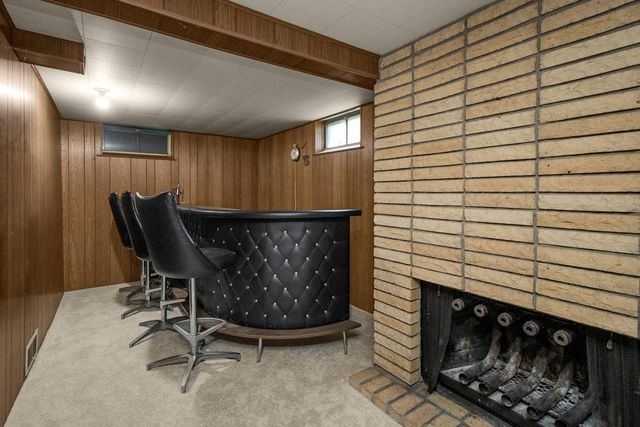 1957 Payne Avenue, Maplewood, MN 55117