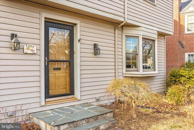 1305 THE TERRACE, Hagerstown, MD 21742