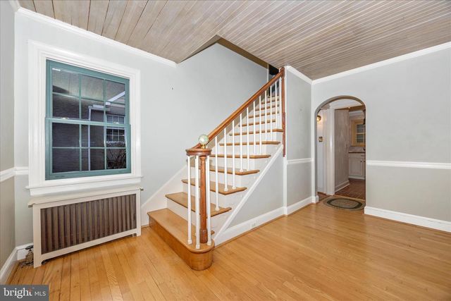 1305 THE TERRACE, Hagerstown, MD 21742