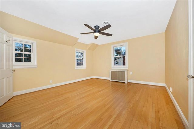 1305 THE TERRACE, Hagerstown, MD 21742