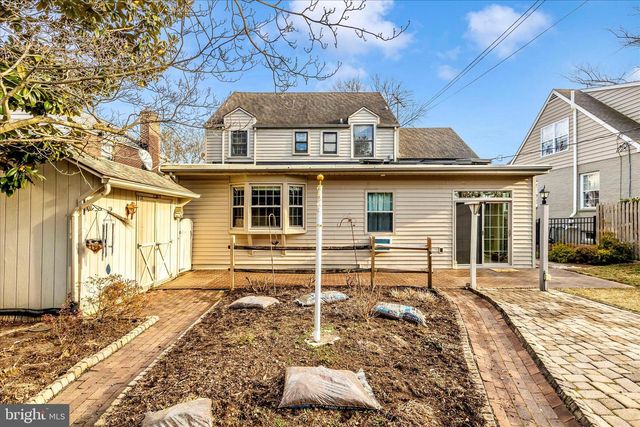 1305 THE TERRACE, Hagerstown, MD 21742