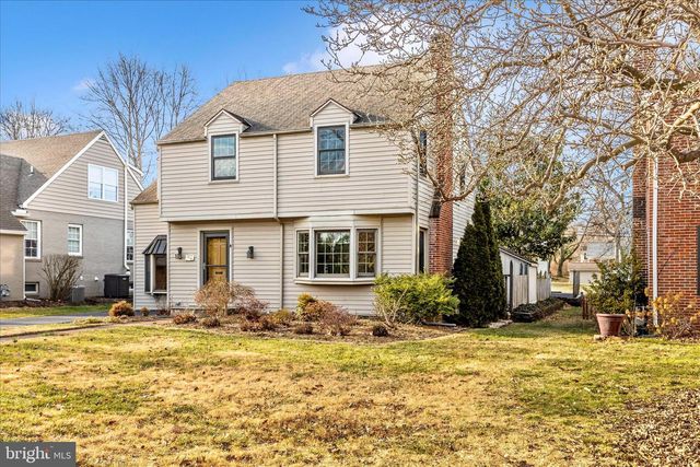 1305 THE TERRACE, Hagerstown, MD 21742