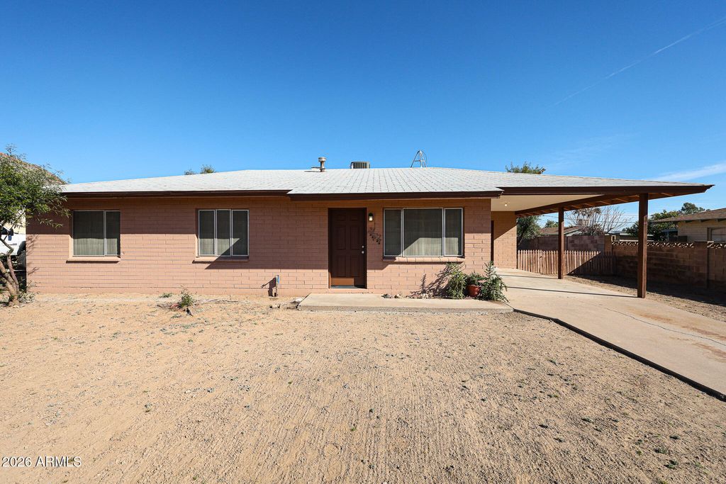 Image 1 of property listing at 12819 N 22ND Place, Phoenix, AZ 85022