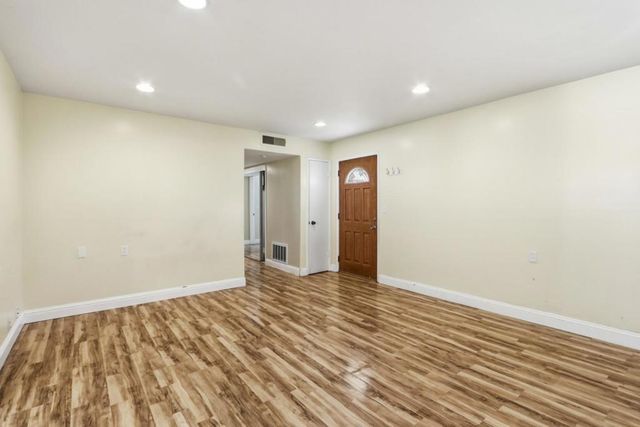 14225 Lora Drive 9, Los Gatos, CA 95032