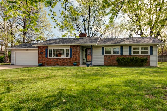 3732 S West Avenue, Springfield, MO 65807